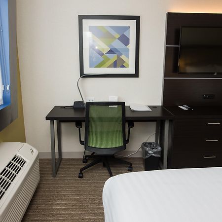 Holiday Inn Express & Suites - Marietta By Ihg Екстериор снимка
