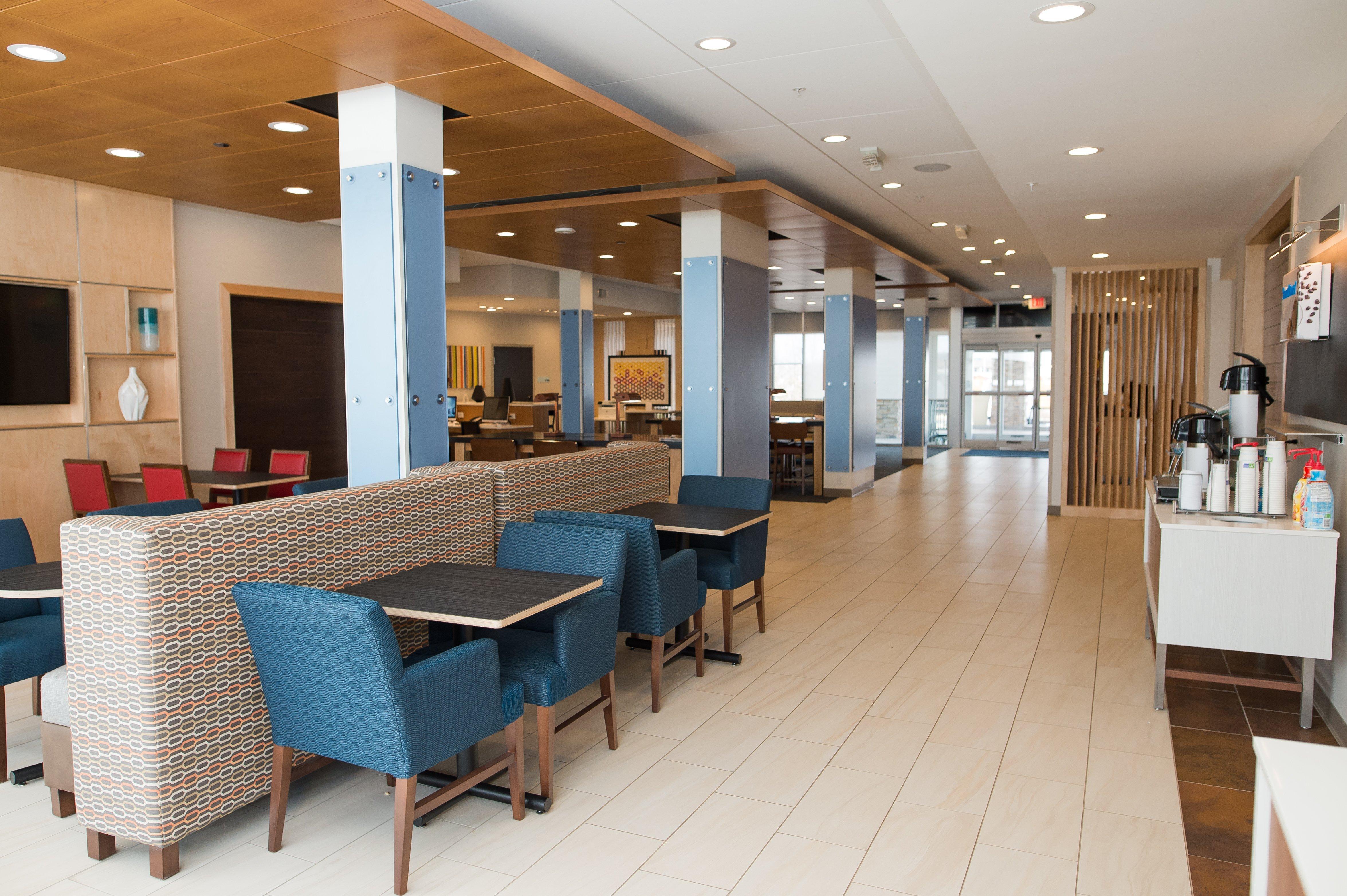 Holiday Inn Express & Suites - Marietta By Ihg Екстериор снимка